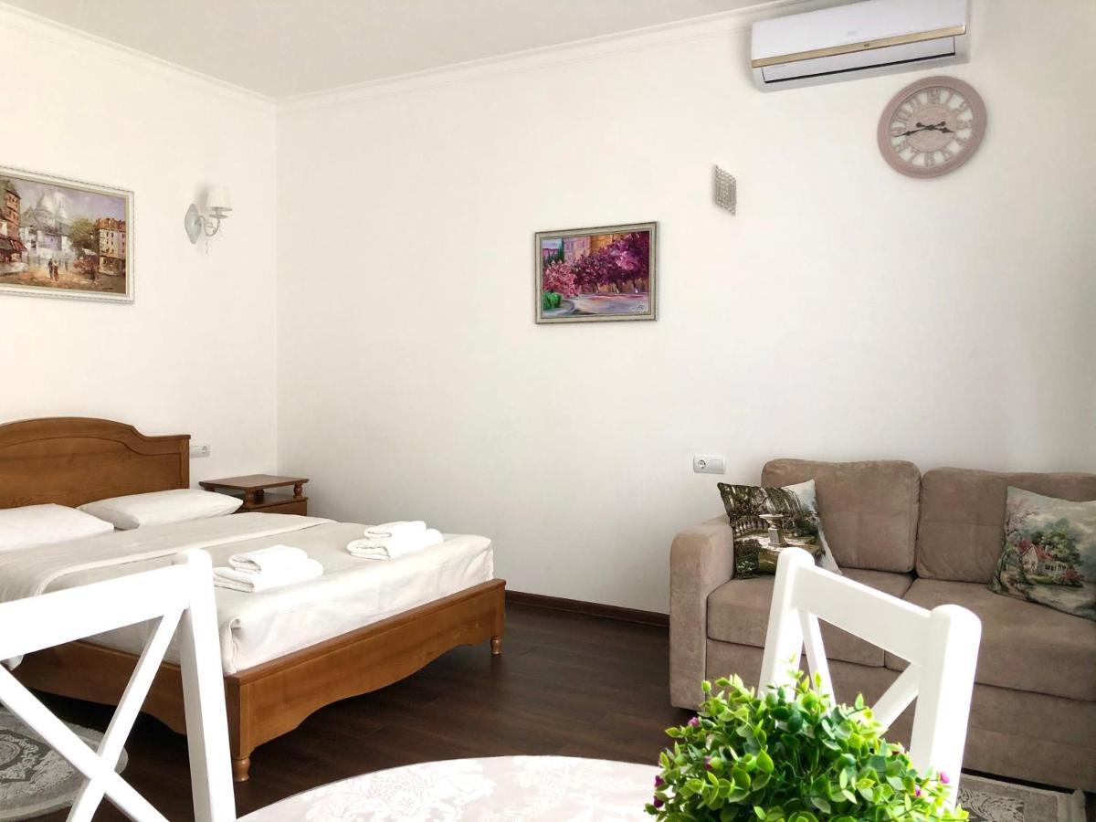 Apartment Provence Užhorod Esterno foto